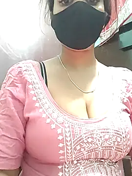 Snapshot of Kavita_ji chatting on 12-17-24, 11:38 Kavita ji online show from 12-17-24, 11:38