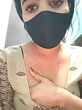 Snapshot of Kavita_ji chatting on 12-23-24, 12:30 Kavita ji online show from 12-23-24, 12:30