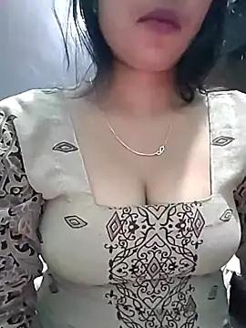 Snapshot of Kavita_ji chatting on 12-23-24, 05:00 Kavita ji online show from 12-23-24, 05:00