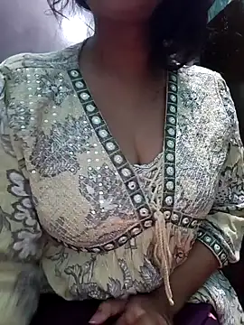 Snapshot of Kavita_ji chatting on 01-19-25, 04:54 Kavita ji online show from 01-19-25, 04:54