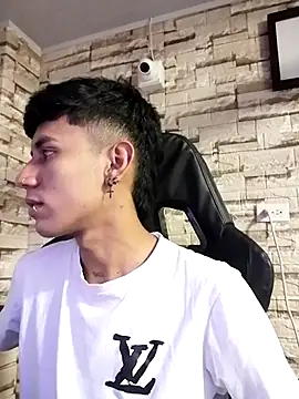 Levin Hikaru online show from 03-13-25, 12:37