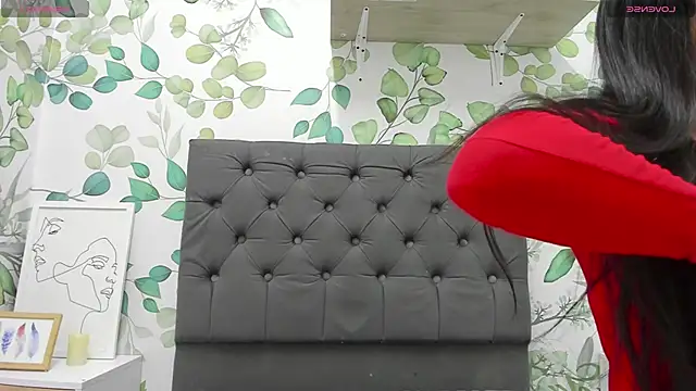 atilanadiaz7 online show from 02-14-25, 02:12