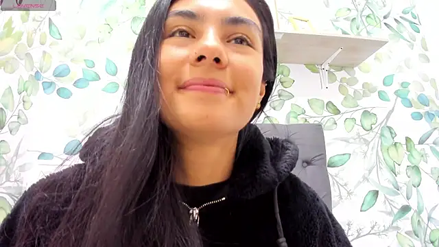 atilanadiaz7 online show from 03-07-25, 02:12