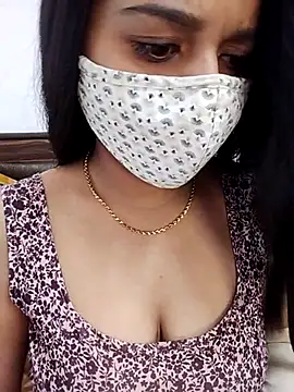 Gloie4u online show from 02-25-25, 12:03