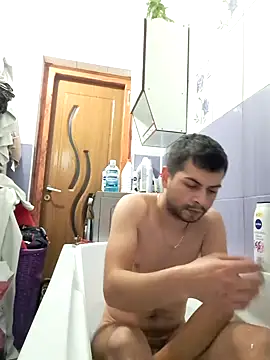 hornny1995 online show from 12-22-24, 05:53