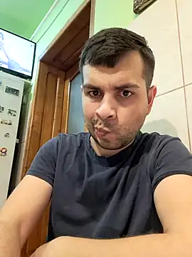 hornny1995 online show from 02-21-25, 05:20