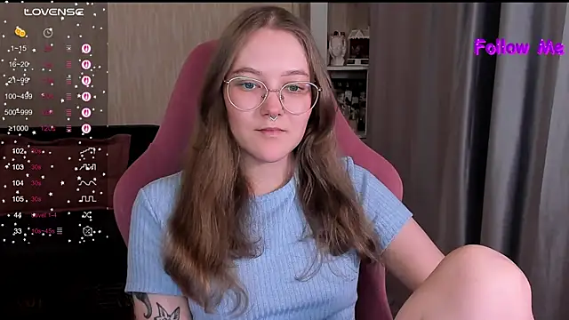 Snapshot of bunny_bubble chatting on 06-17-26, 11:38 bunny bubble online show from 06-17-26, 11:38