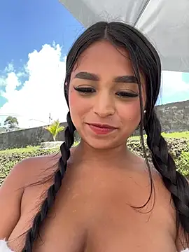 Juli Walker online show from 12-05-24, 03:50