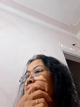 Snapshot of Hotestlove chatting on 11-20-25, 12:49 Hotestlove online show from 11-20-25, 12:49