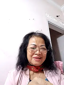 Snapshot of Hotestlove chatting on 11-21-25, 02:16 Hotestlove online show from 11-21-25, 02:16