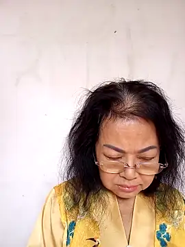 Snapshot of Hotestlove chatting on 11-26-25, 01:28 Hotestlove online show from 11-26-25, 01:28