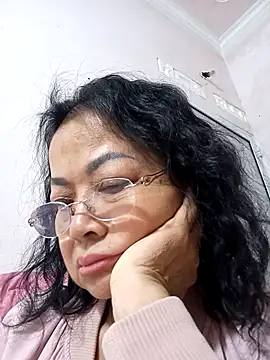 Snapshot of Hotestlove chatting on 11-26-25, 02:51 Hotestlove online show from 11-26-25, 02:51