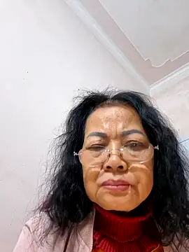 Snapshot of Hotestlove chatting on 12-01-25, 12:26 Hotestlove online show from 12-01-25, 12:26