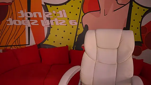 Snapshot of LiaBrazzerr chatting on 01-11-25, 09:47 LiaBrazzerr online show from 01-11-25, 09:47