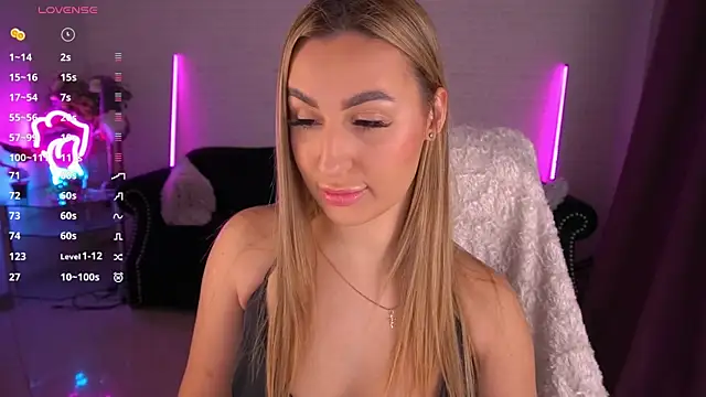 Snapshot of LiaBrazzerr chatting on 02-05-25, 04:36 LiaBrazzerr online show from 02-05-25, 04:36