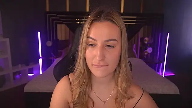 Snapshot of LiaBrazzerr chatting on 02-27-25, 09:54 LiaBrazzerr online show from 02-27-25, 09:54