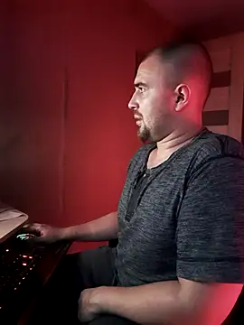 Foxyshaved online show from 01-30-25, 01:53