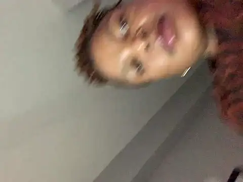 slimcateee online show from 02-11-25, 06:08