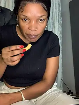 Snapshot of slimcateee chatting on 03-08-25, 09:08 slimcateee online show from 03-08-25, 09:08