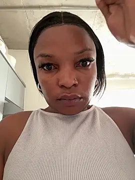 Snapshot of slimcateee chatting on 11-09-25, 05:39 slimcateee online show from 11-09-25, 05:39