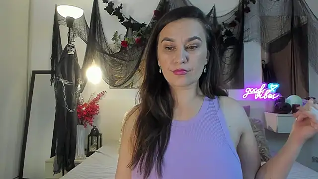 JoyCasidy online show from 10-28-25, 05:04