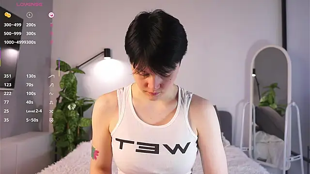 MaryCoopeer online show from 02-20-25, 05:12