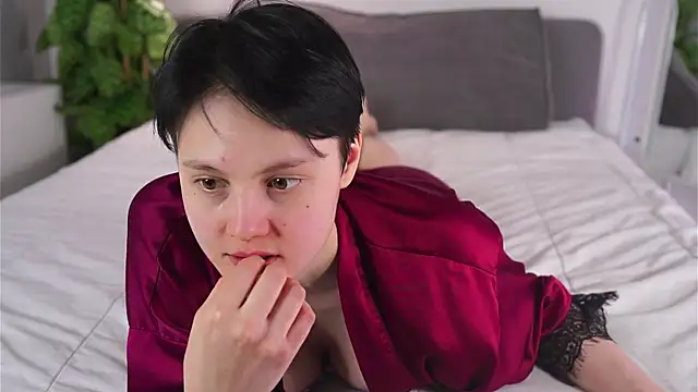 MaryCoopeer online show from 03-04-25, 08:13