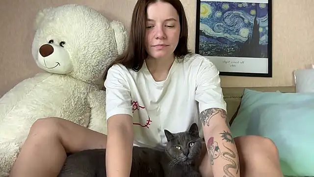 Snapshot of mia___mi chatting on 12-24-24, 07:39 mia mi online show from 12-24-24, 07:39