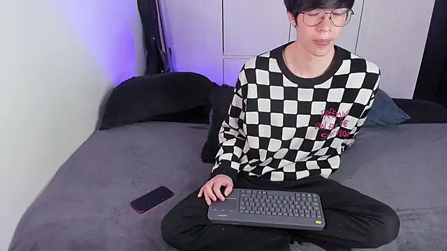 Aventure Twinks online show from 01-28-25, 01:38