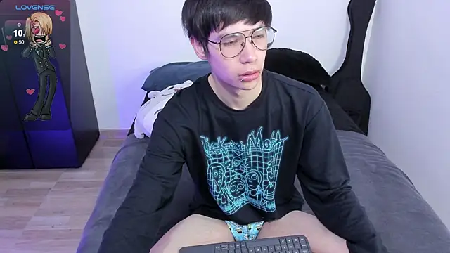 Aventure Twinks online show from 03-23-25, 04:05