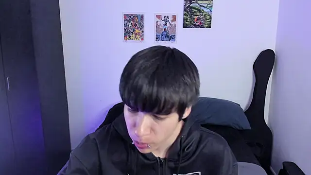 Aventure Twinks online show from 10-22-25, 03:18