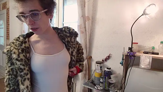 Prxscillia Tx online show from 12-11-24, 01:28