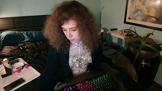 Prxscillia Tx online show from 01-14-25, 06:17