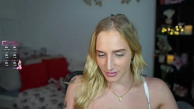 Snapshot of Nicolette__Shea_ chatting on 12-29-24, 01:49 Nicolette  Shea  online show from 12-29-24, 01:49