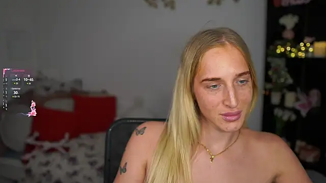 Snapshot of Nicolette__Shea_ chatting on 01-02-25, 05:07 Nicolette  Shea  online show from 01-02-25, 05:07