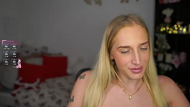 Snapshot of Nicolette__Shea_ chatting on 01-03-25, 01:58 Nicolette  Shea  online show from 01-03-25, 01:58