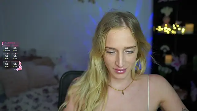 Snapshot of Nicolette__Shea_ chatting on 01-17-25, 01:56 Nicolette  Shea  online show from 01-17-25, 01:56