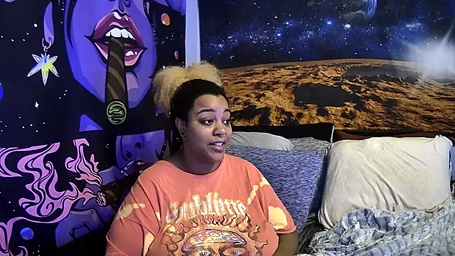 Snapshot of AutumnHart chatting on 12-14-24, 01:27 AutumnHart online show from 12-14-24, 01:27