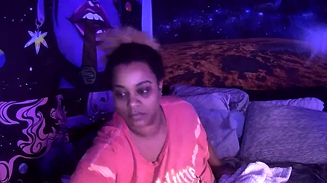 Snapshot of AutumnHart chatting on 12-15-24, 02:52 AutumnHart online show from 12-15-24, 02:52