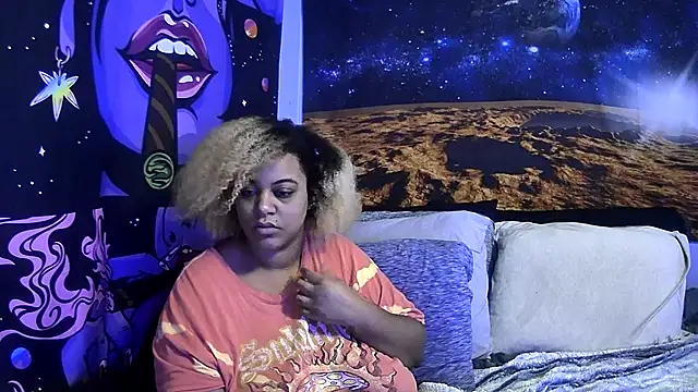 Snapshot of AutumnHart chatting on 12-16-24, 02:49 AutumnHart online show from 12-16-24, 02:49