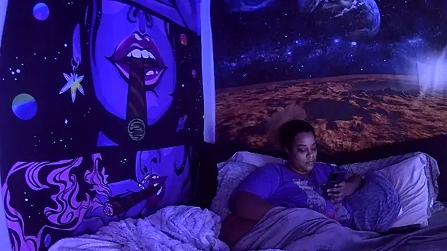 Snapshot of AutumnHart chatting on 12-19-24, 05:40 AutumnHart online show from 12-19-24, 05:40