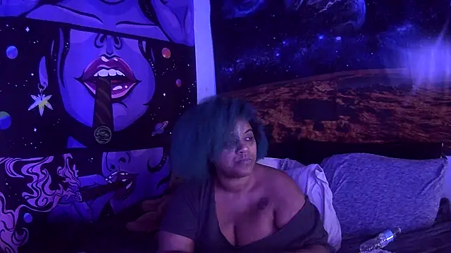 Snapshot of AutumnHart chatting on 12-23-24, 01:35 AutumnHart online show from 12-23-24, 01:35