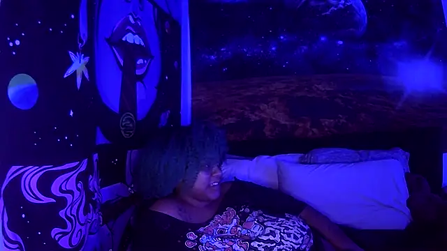 Snapshot of AutumnHart chatting on 12-29-24, 02:38 AutumnHart online show from 12-29-24, 02:38