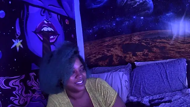 Snapshot of AutumnHart chatting on 01-01-25, 05:44 AutumnHart online show from 01-01-25, 05:44