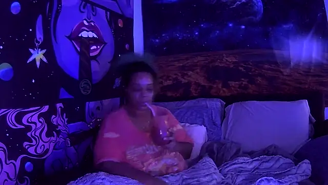 Snapshot of AutumnHart chatting on 01-19-25, 01:33 AutumnHart online show from 01-19-25, 01:33