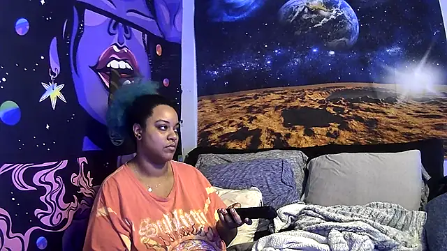 Snapshot of AutumnHart chatting on 01-19-25, 05:39 AutumnHart online show from 01-19-25, 05:39