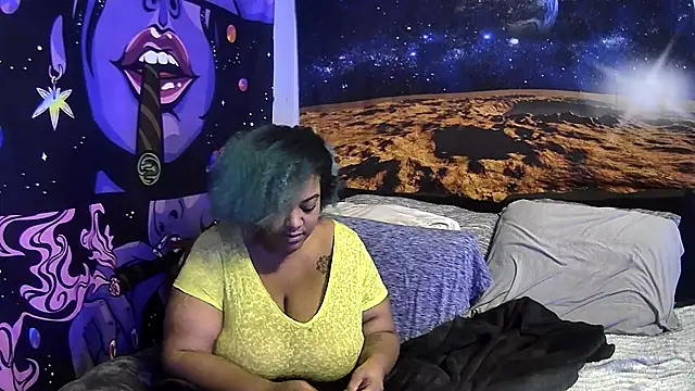 Snapshot of AutumnHart chatting on 01-25-25, 03:30 AutumnHart online show from 01-25-25, 03:30