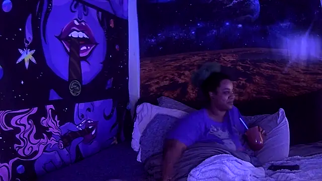 Snapshot of AutumnHart chatting on 01-29-25, 02:10 AutumnHart online show from 01-29-25, 02:10