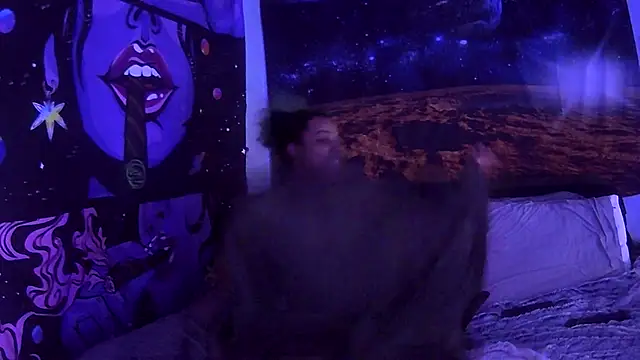 Snapshot of AutumnHart chatting on 02-04-25, 02:10 AutumnHart online show from 02-04-25, 02:10