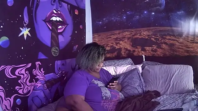 Snapshot of AutumnHart chatting on 02-10-25, 09:04 AutumnHart online show from 02-10-25, 09:04